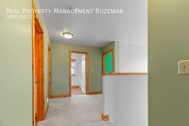 Building Photo - 971 Longbow Ln