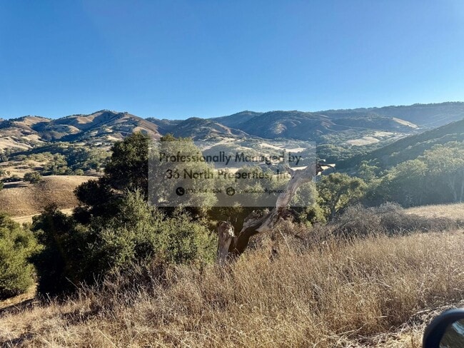 Building Photo - Experience Modern Comfort Surrounded by Nature