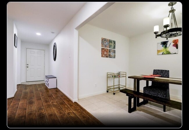 Building Photo - 9815 Opal Rock Dr