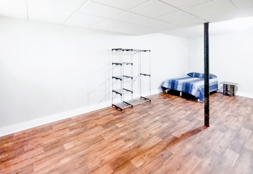 Building Photo - 276 Bromack Dr SE