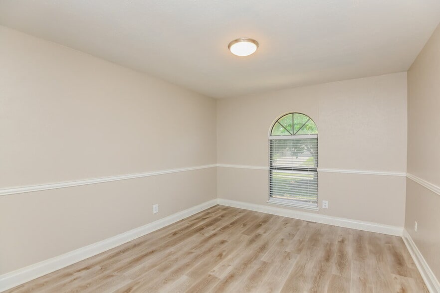 Building Photo - 7724 Whirlwind Dr
