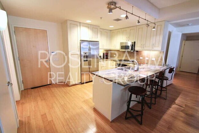 Building Photo - Enchanting fully furnished two-bed Condo a...
