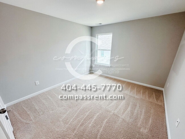 Building Photo - 214 Lyndon Wy NW