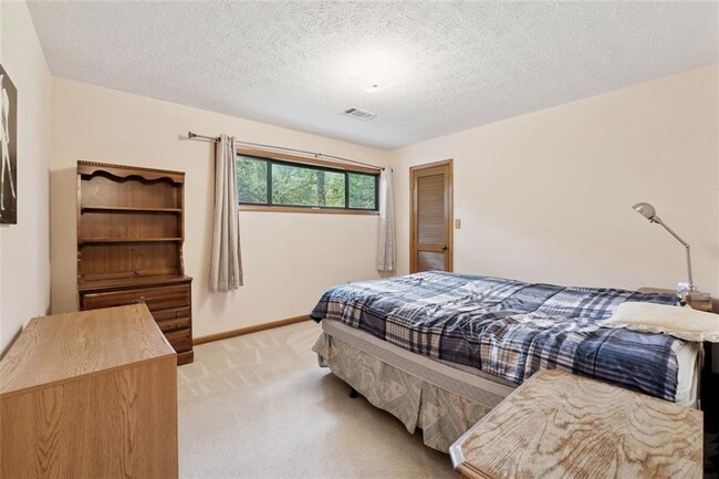 Building Photo - 3655 Winters Hill Dr