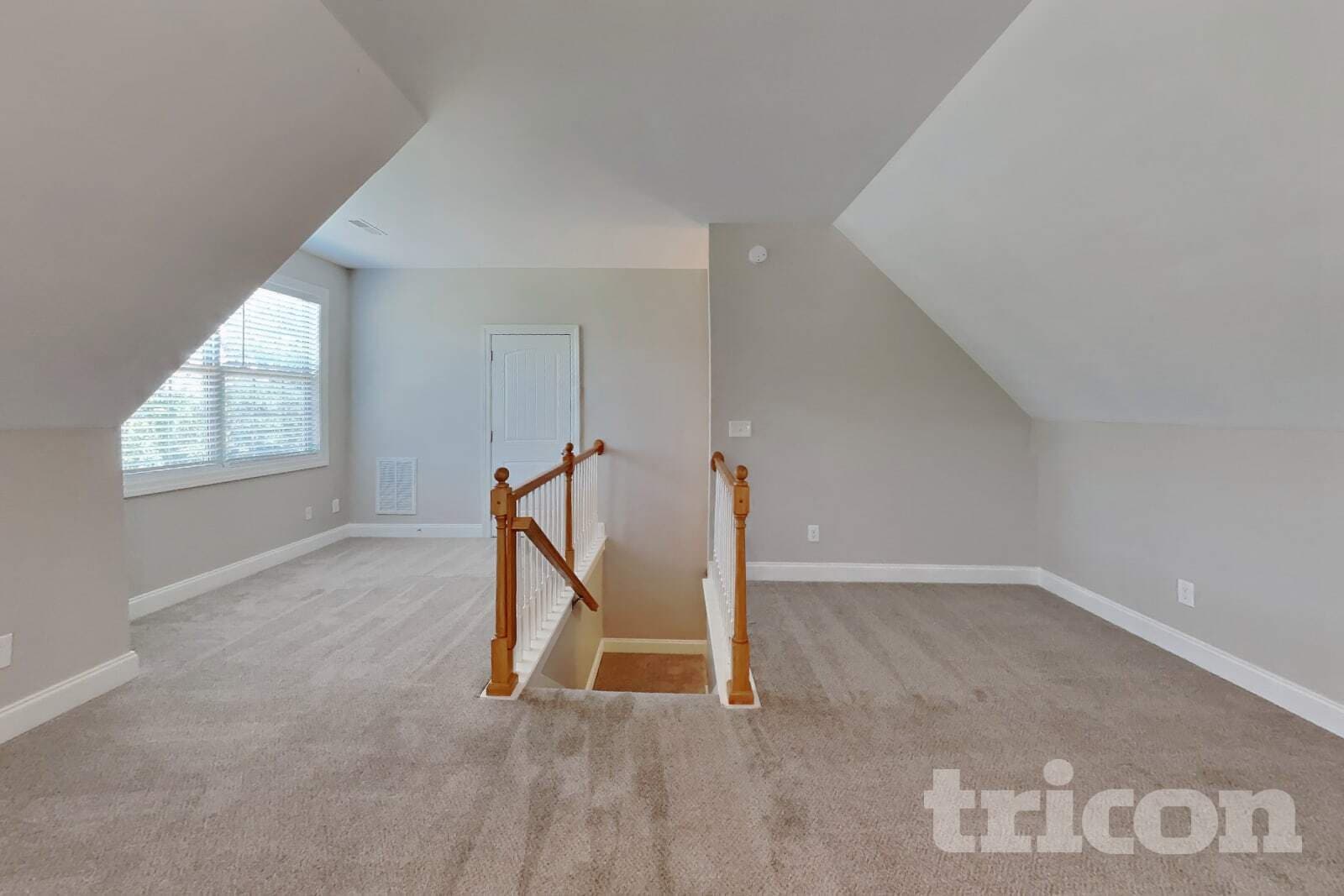 Building Photo - 1306 Crescent Ridge Drive