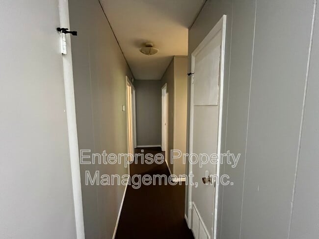 Building Photo - 2054 Pueblo Ave