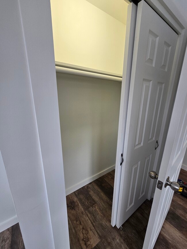 Building Photo - 111 Zandhoek Rd