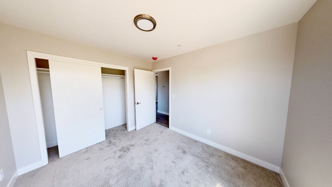 Building Photo - Gorgeous Modern Townhome, easy access to freeway & UCSC, downtown & beaches - OPEN HOUSE 12/6, 11...