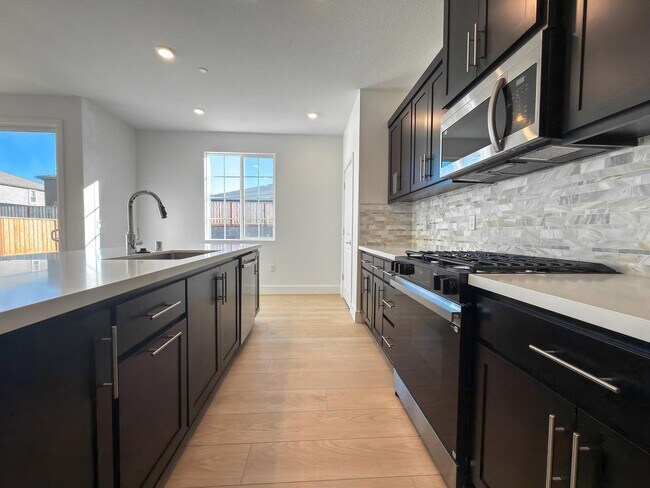 Building Photo - 2848 Dapper St