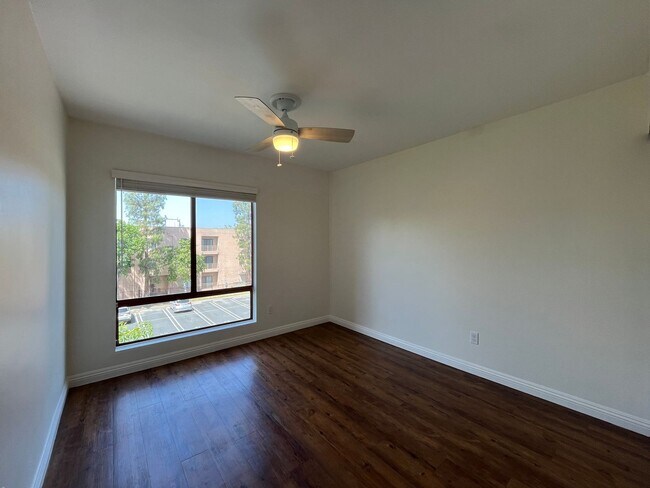Building Photo - Canoga Park 2+1 w/pool + spa, gated entry + parking included!