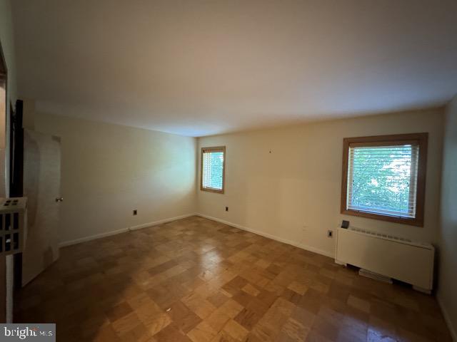 Building Photo - 4720 Chevy Chase Dr