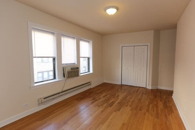 Building Photo - 3727 N Pine Grove Ave