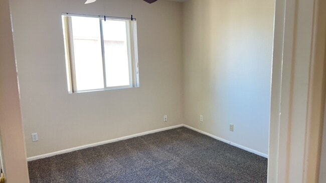 Building Photo - 17014 E Calle Del Oro