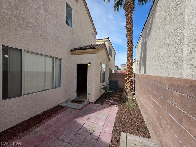 Building Photo - 2506 Lady Elizabeth Ct