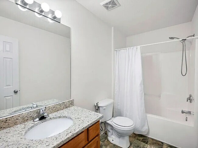 Building Photo - 211 Night Heron Dr