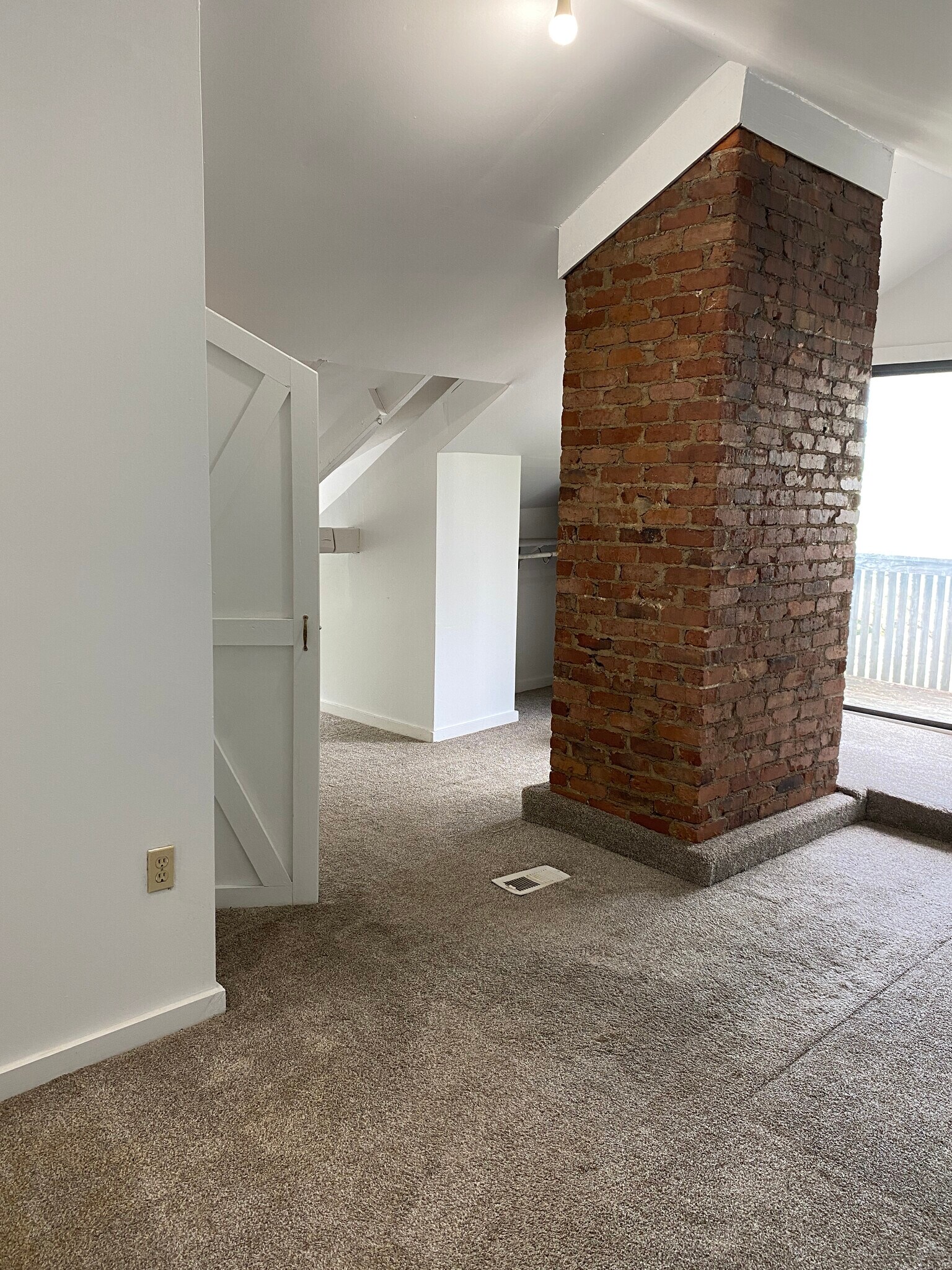 Loft Bedroom with door to Bath on left - 222 W End Blvd
