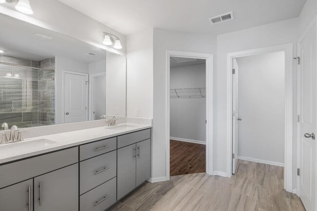 Building Photo - 4577 Summey Street