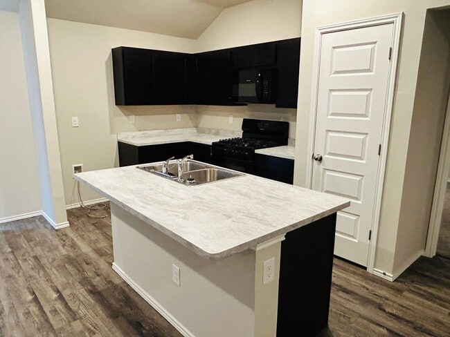 Building Photo - 11804 Krew Wy