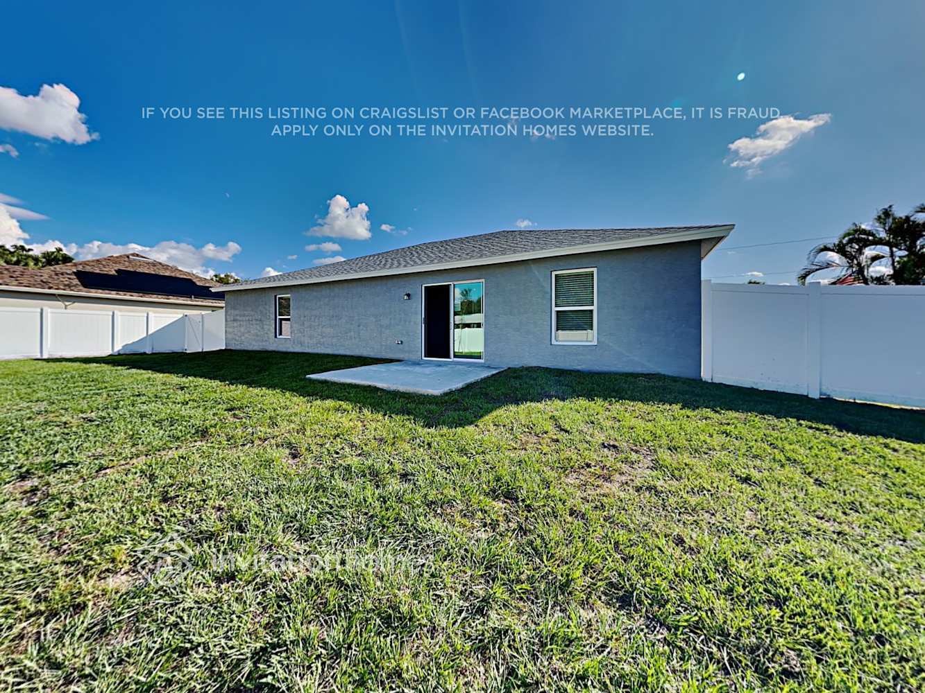 Building Photo - 679 SW Lucero Dr