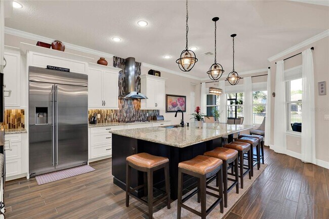 Building Photo - 3920 Grassland Lp
