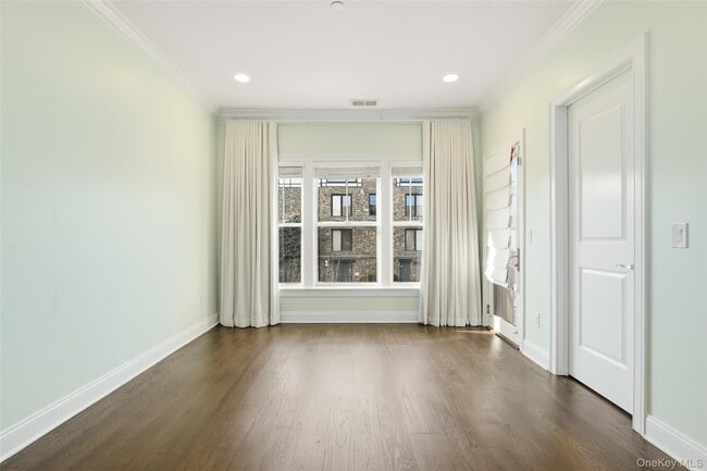 Building Photo - 21 Rivers Edge Dr