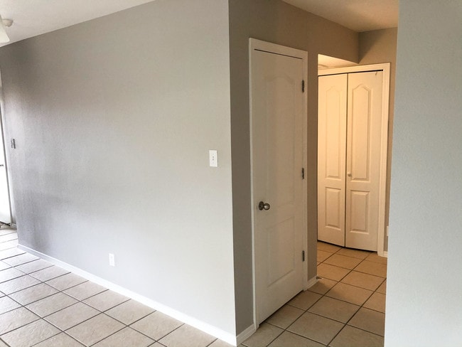 Building Photo - 4017 Hueco Land Ln