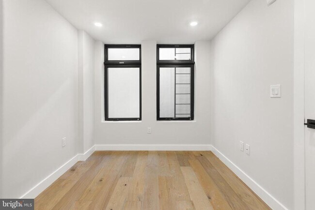 Building Photo - 1208 M St NW