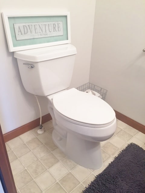 Building Photo - 3 Bedroom Condo Overlooking Pond!