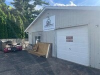 Building Photo - 4211 W Beltline Hwy