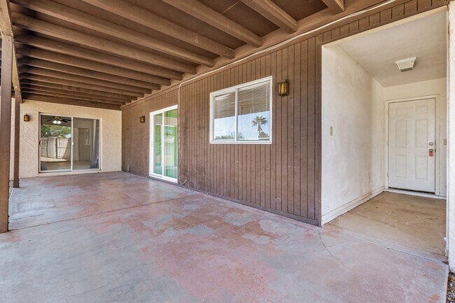 Building Photo - Huge North Scottsdale Home on 1/2 acre