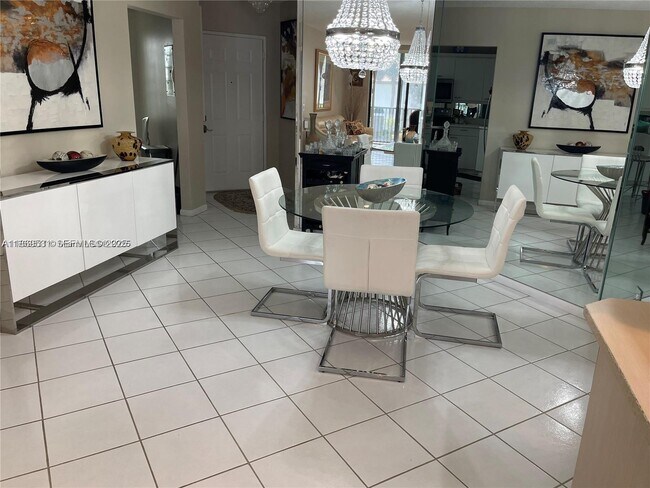 Building Photo - 5133 Brisata Cir