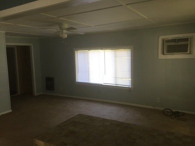 Building Photo - 8427 Stemley Bridge Rd