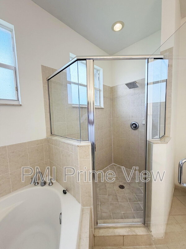 Building Photo - 12997 SW 135th St