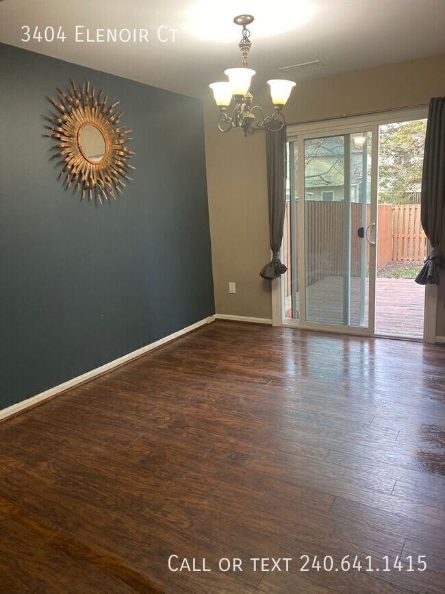 Building Photo - 3404 Elenoir Ct