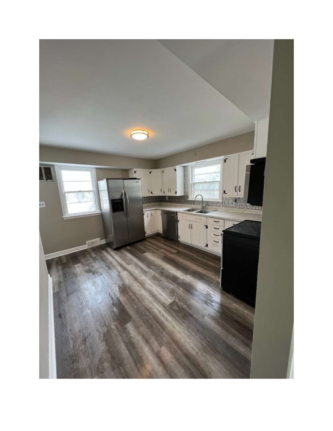 Building Photo - 401 Hyde Park Dr