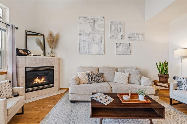 Building Photo - Beautiful 3 bedroom 2.5 bathroom Lake Stevens home!