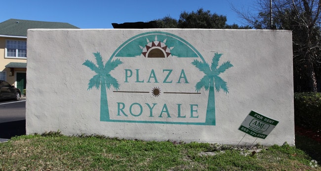Building Photo - Plaza Royale