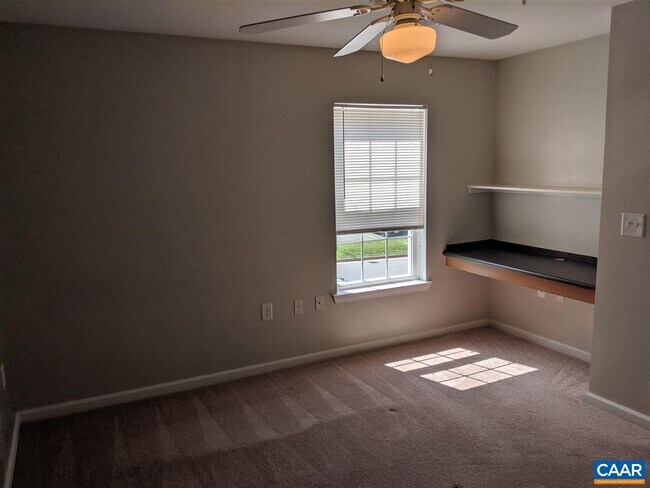 Building Photo - 767 Denali Way