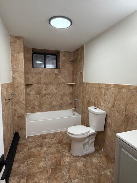 Building Photo - 150 S Harrison St