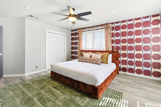 Building Photo - 12511 Chapel Bell St