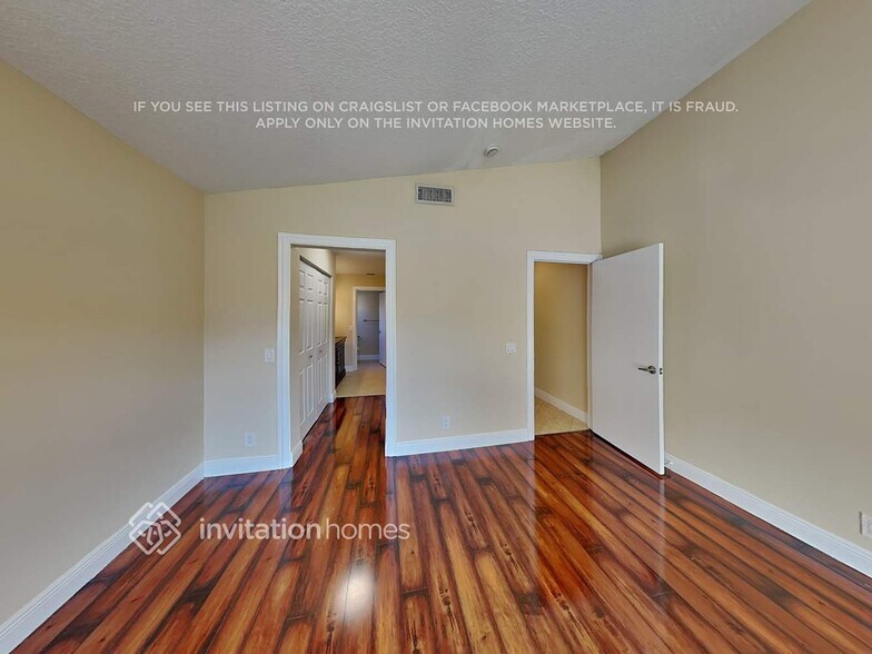 Building Photo - 6236 Lansdowne Cir