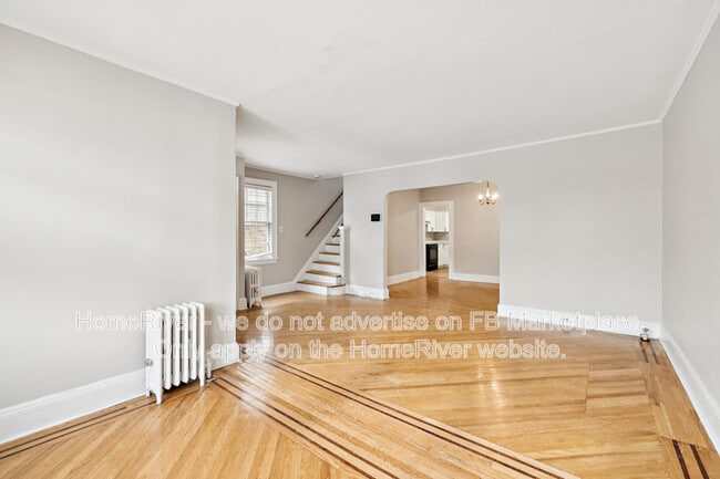 Building Photo - 11 Cedar St