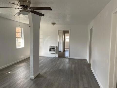 Building Photo - 1102 Ave G
