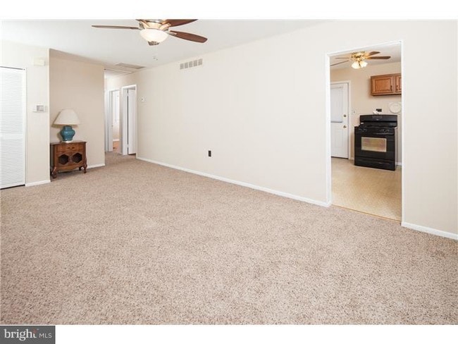 Building Photo - 203 Bluefield Rd