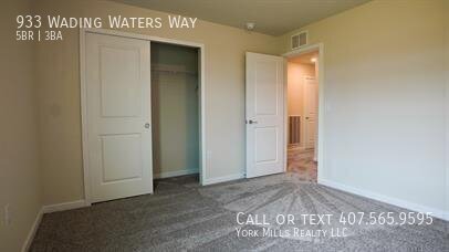 Building Photo - 933 Wading Waters Wy