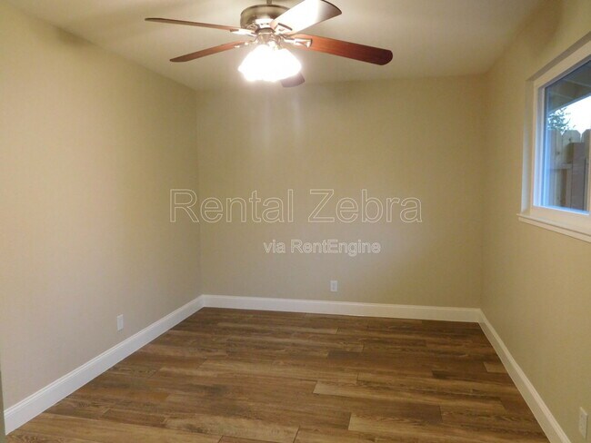 Building Photo - 2877 El Camino Real