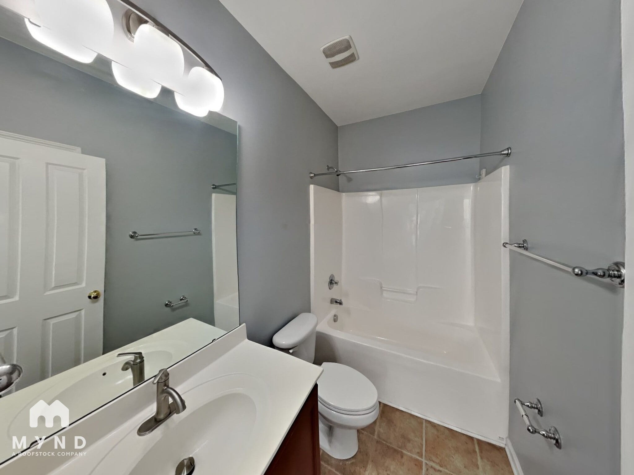 Building Photo - 13532 Swinton Rd