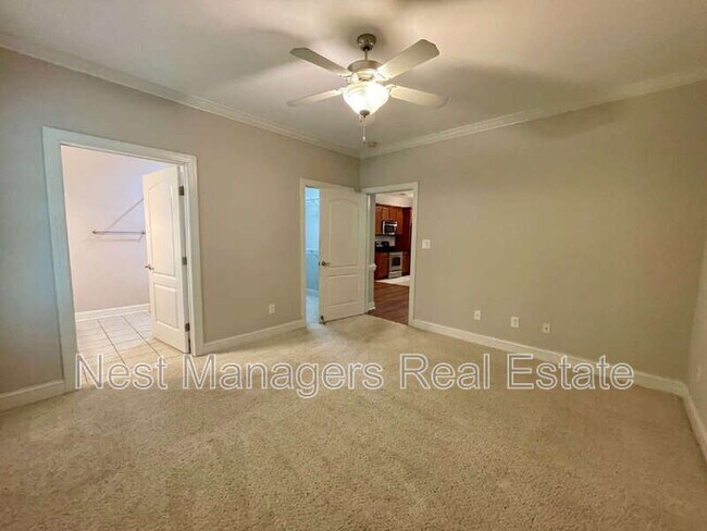 Building Photo - 206 Fountainhead Ln