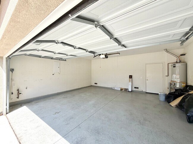 Building Photo - Charming 3 Bedroom 2.5 Bathroom Northstar Ranch Home with Spacious Layout & Community Amenities