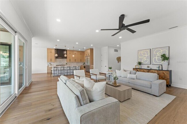 Building Photo - 500 E Davis Blvd